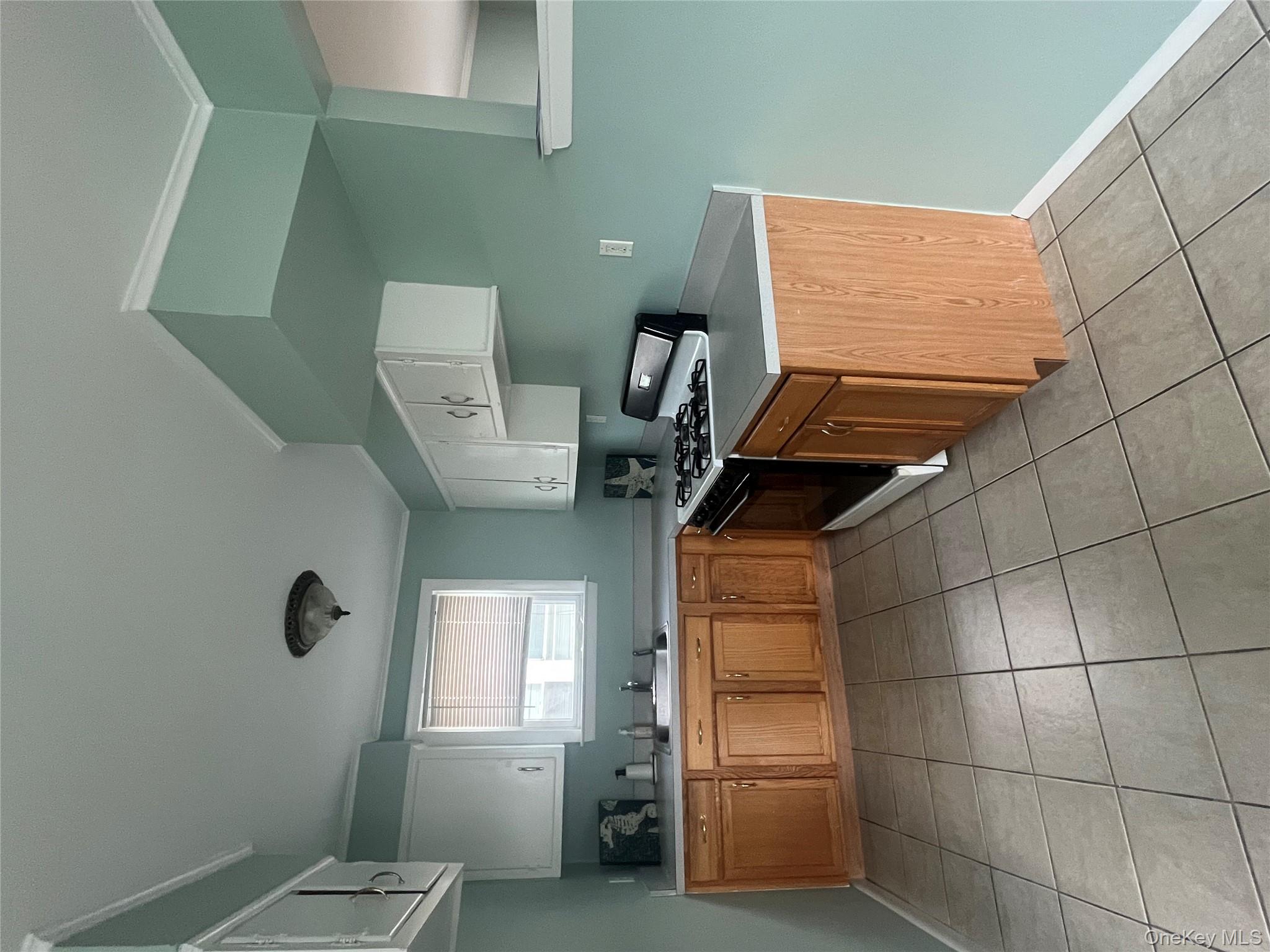 #8 photo, 49 Michigan Street, Long Beach , NY 11561