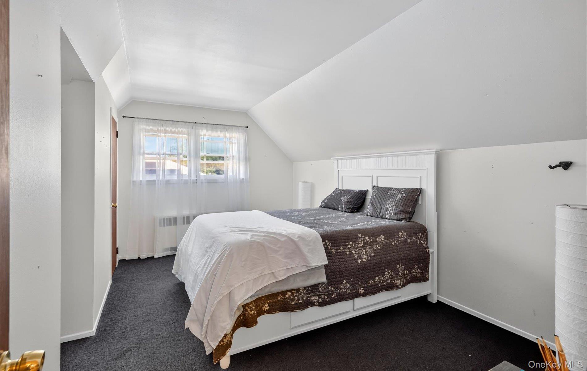 #14 photo, 58 Sudbury Lane, Westbury , NY 11590