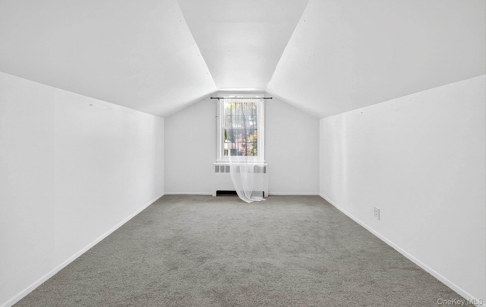 #15 photo, 58 Sudbury Lane, Westbury , NY 11590