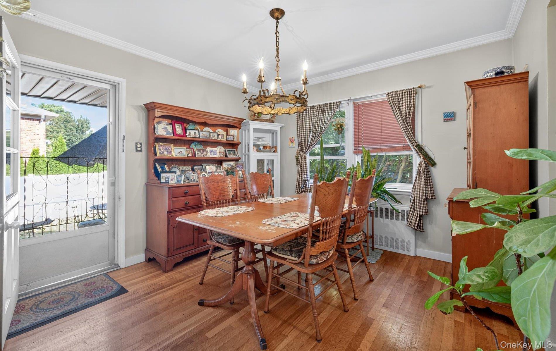 #6 photo, 58 Sudbury Lane, Westbury , NY 11590