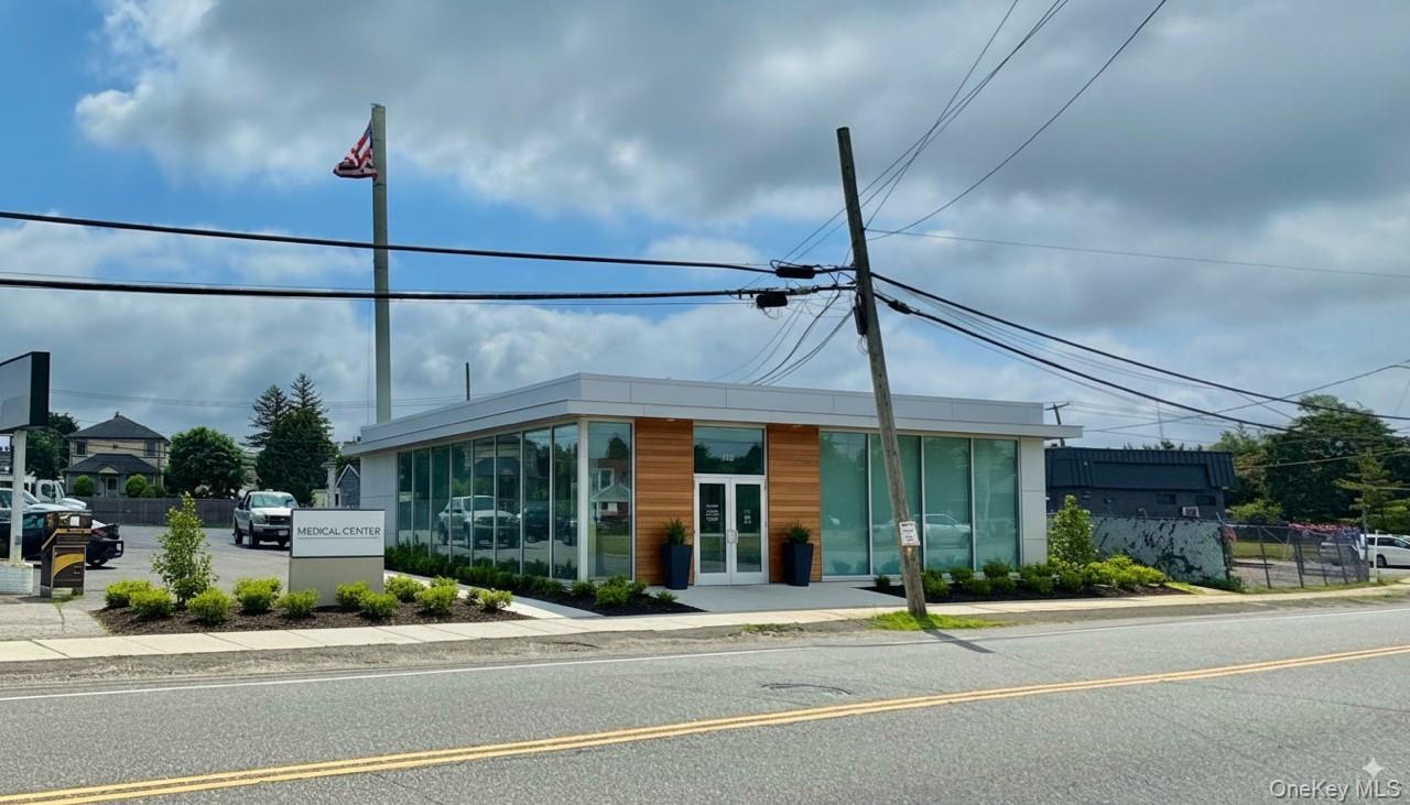 #11 photo, 791 Main Street, ナッソー郡 Farmingdale , NY 11735