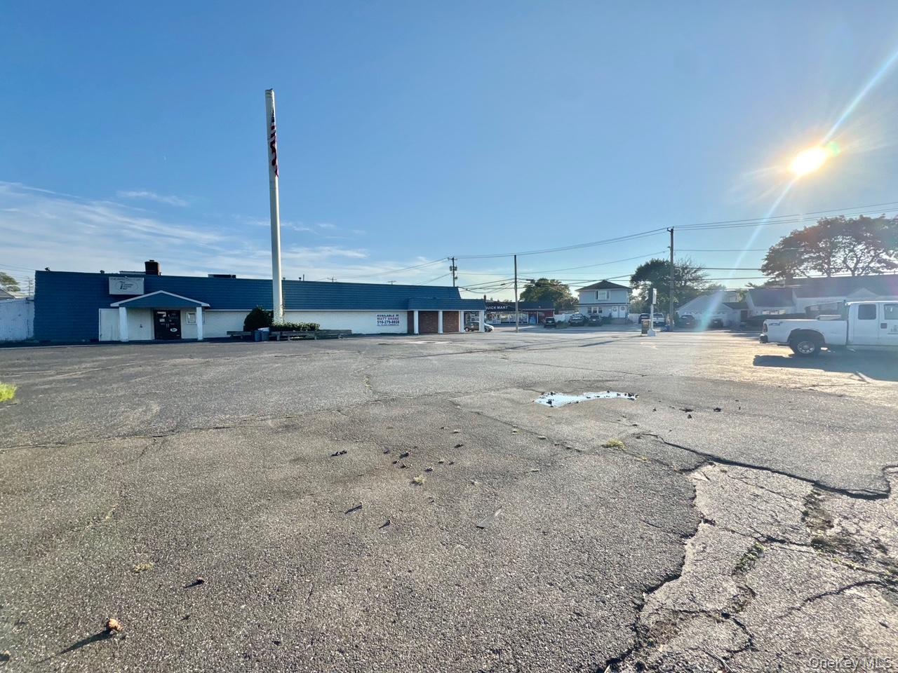 #9 photo, 791 Main Street, ナッソー郡 Farmingdale , NY 11735