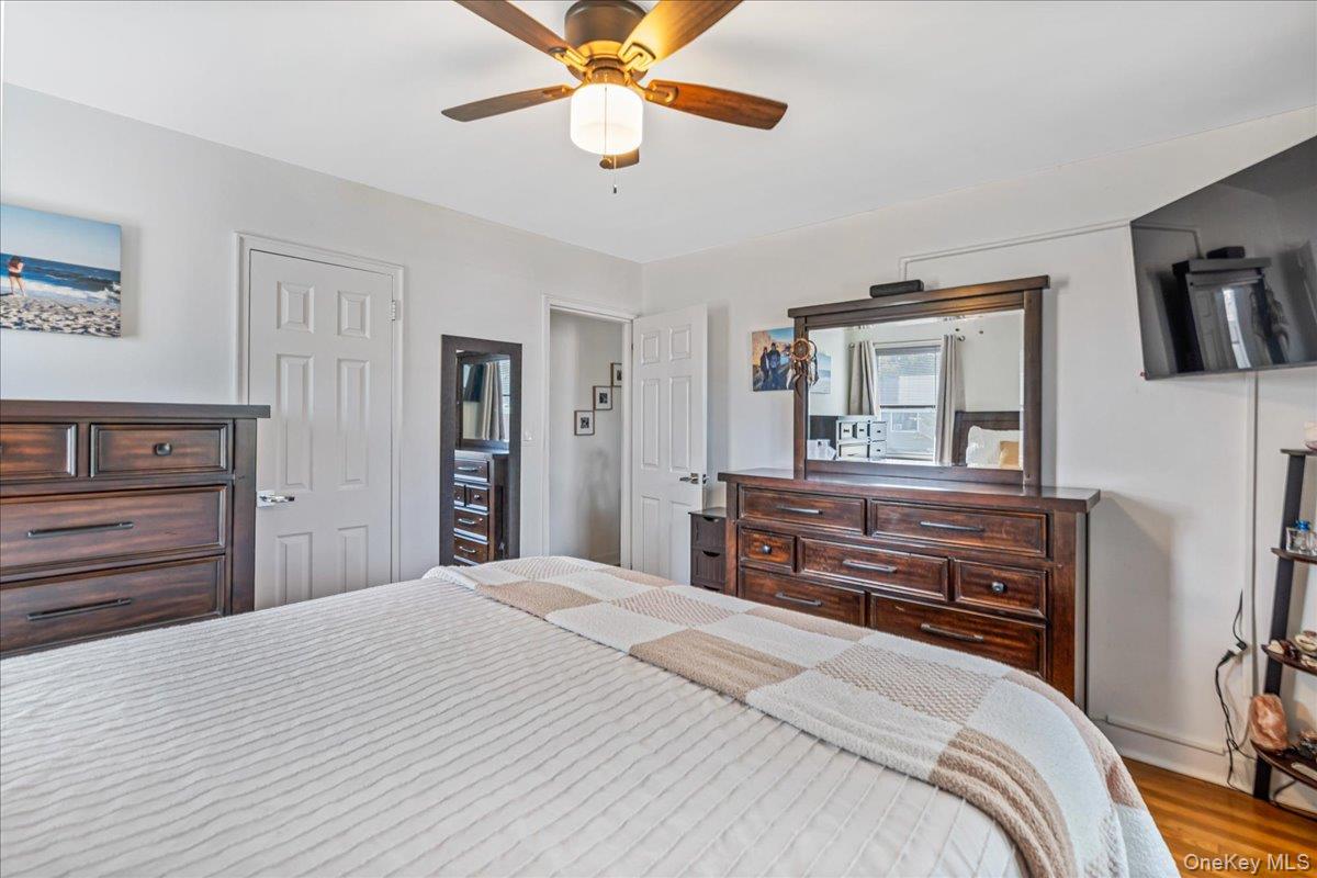 #11 photo, 68-77 Bell Boulevard, クイーンズ区 Bayside , NY 11364