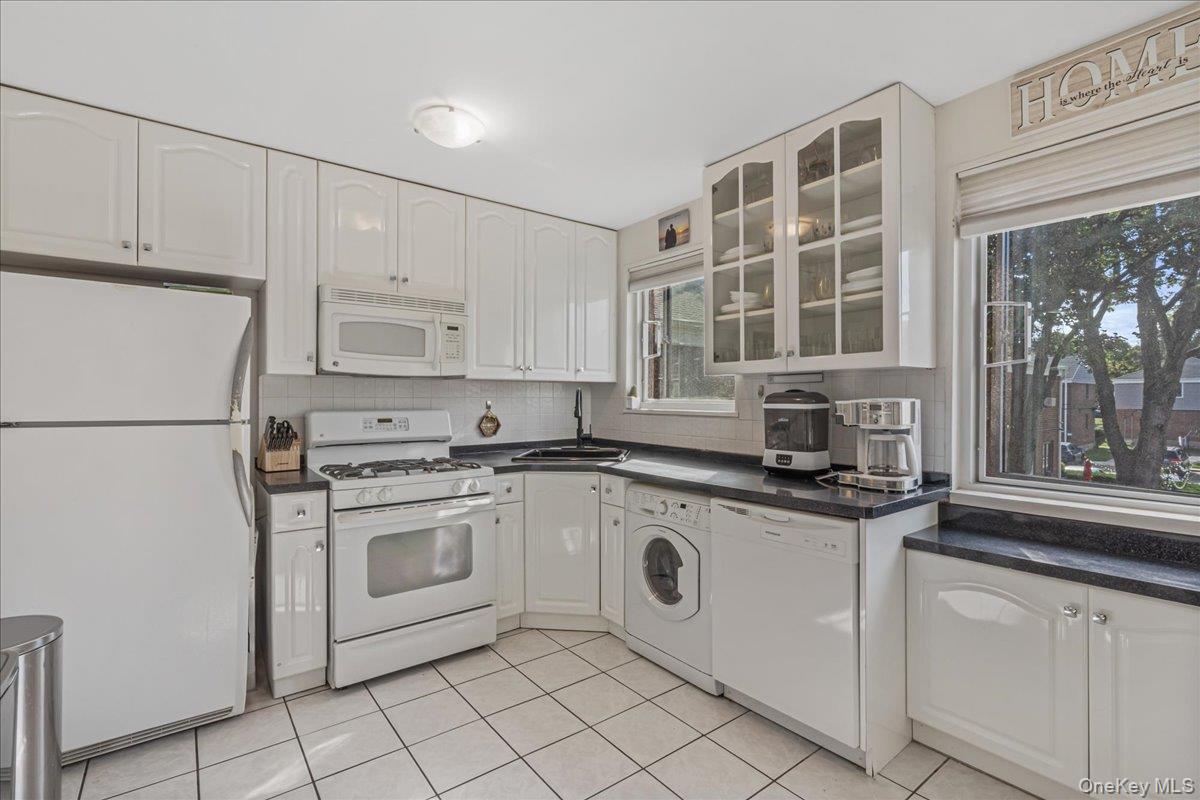 #5 photo, 68-77 Bell Boulevard, クイーンズ区 Bayside , NY 11364