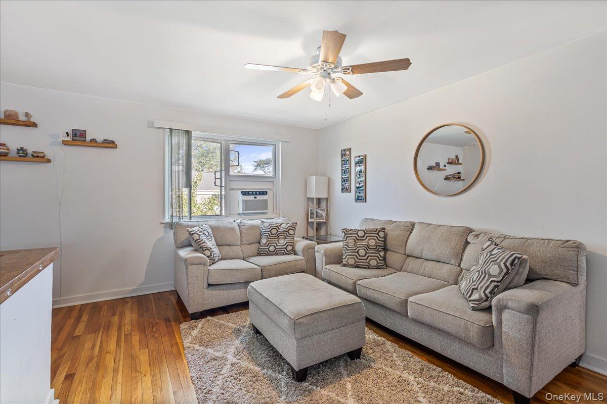 #8 photo, 68-77 Bell Boulevard, クイーンズ区 Bayside , NY 11364