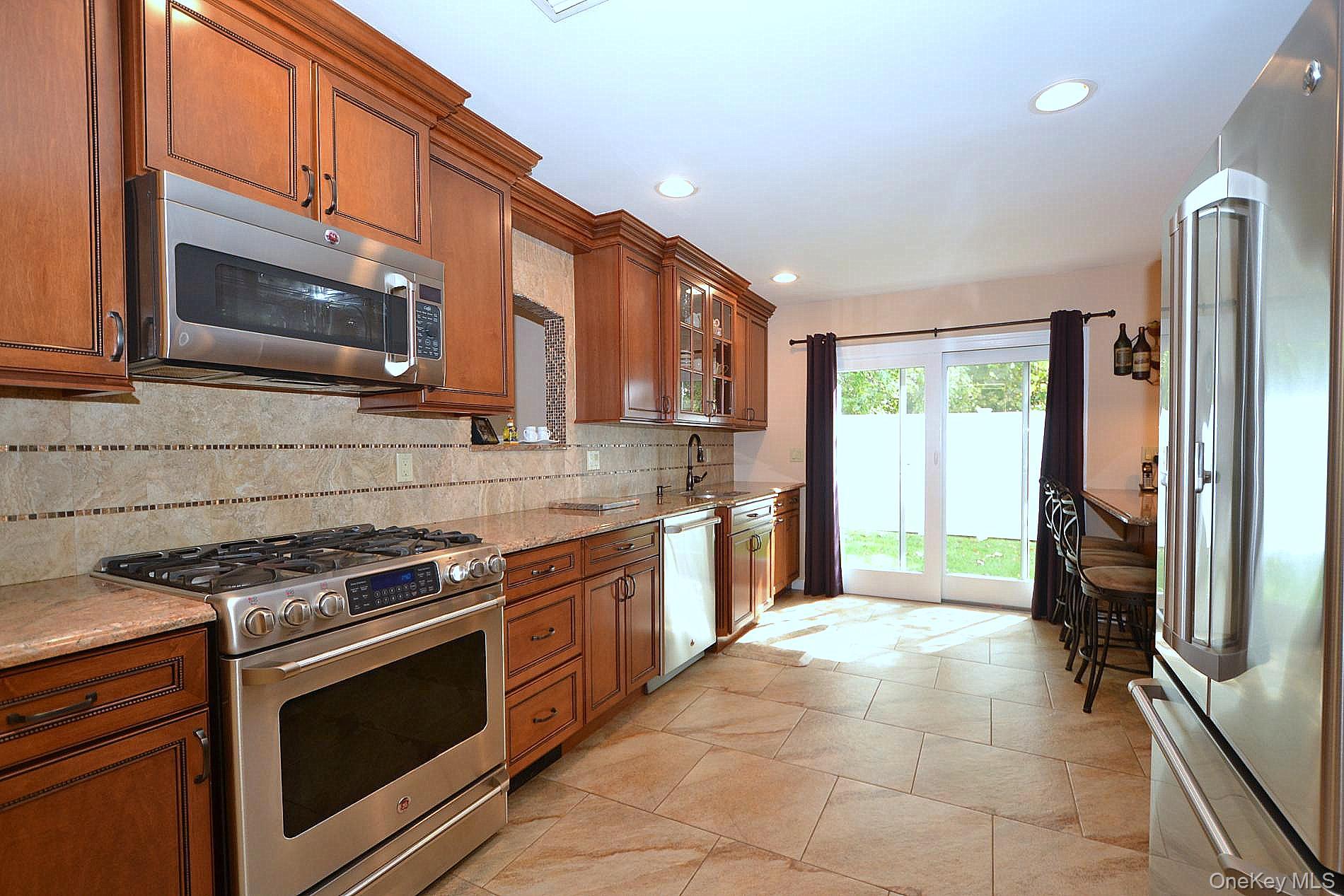 #4 photo, 11 Barkley Lane, Nesconset , NY 11767