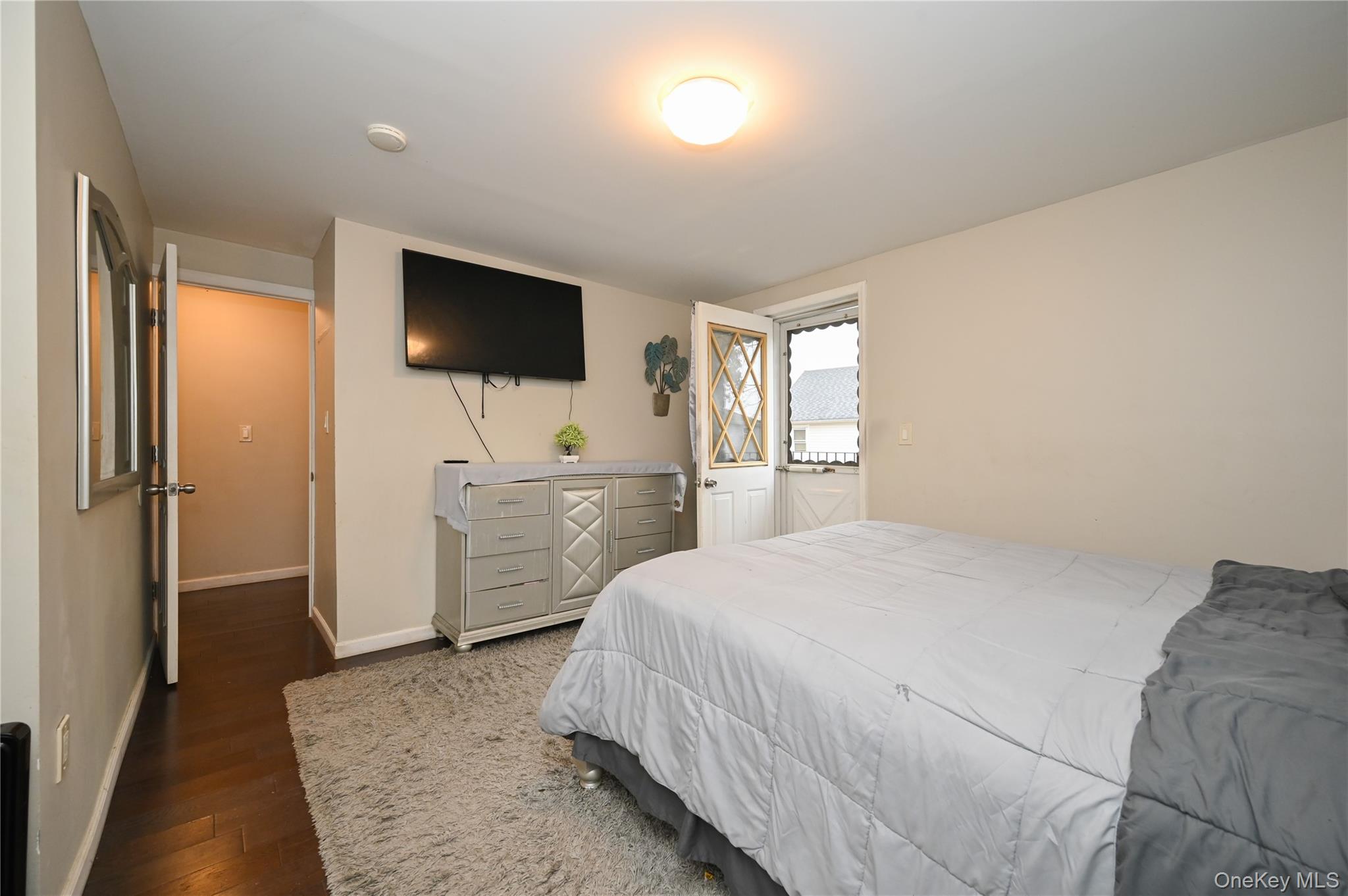 #13 photo, 10 Pinebrook Avenue, West Hempstead , NY 11552