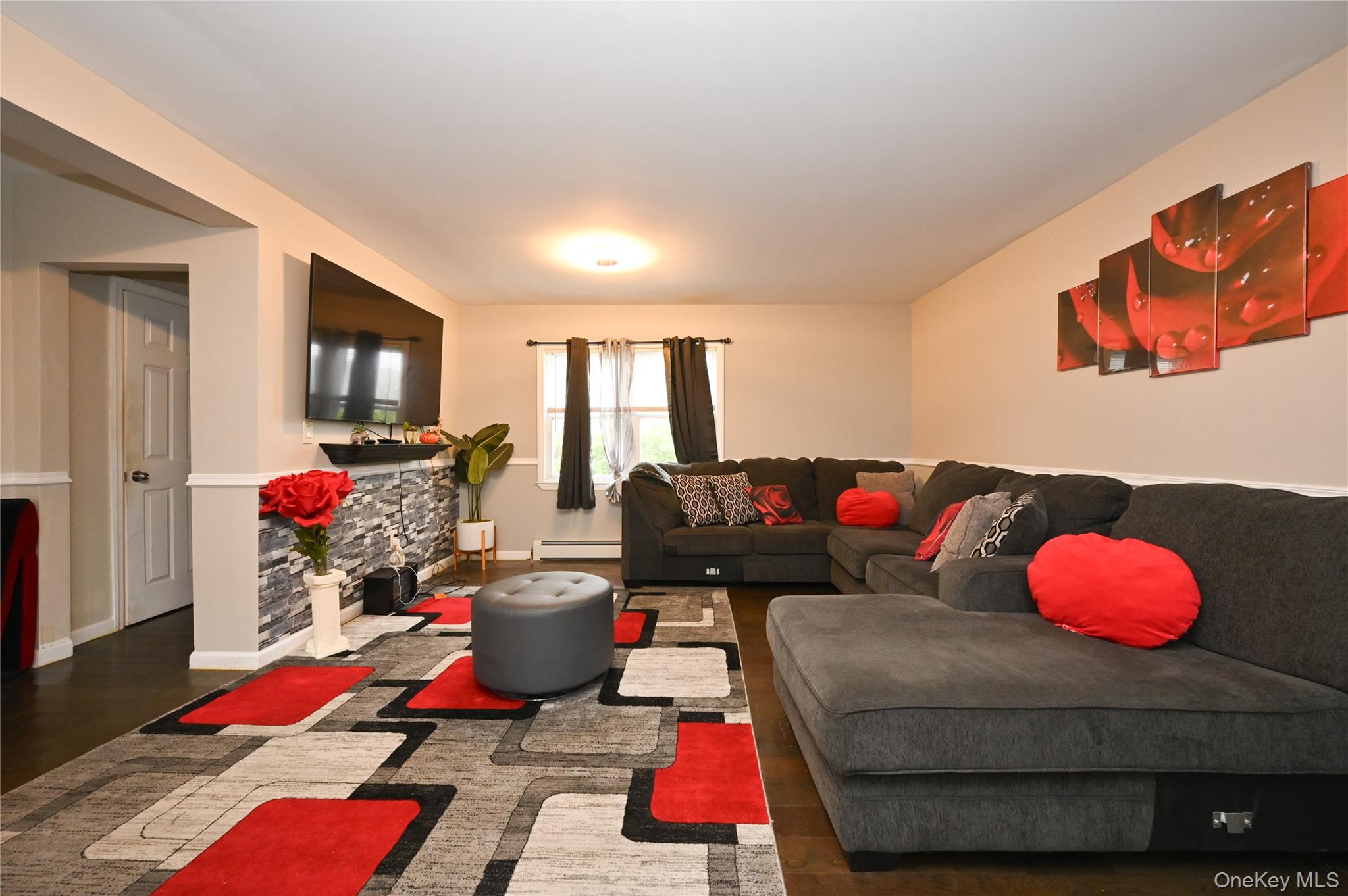 #3 photo, 10 Pinebrook Avenue, West Hempstead , NY 11552