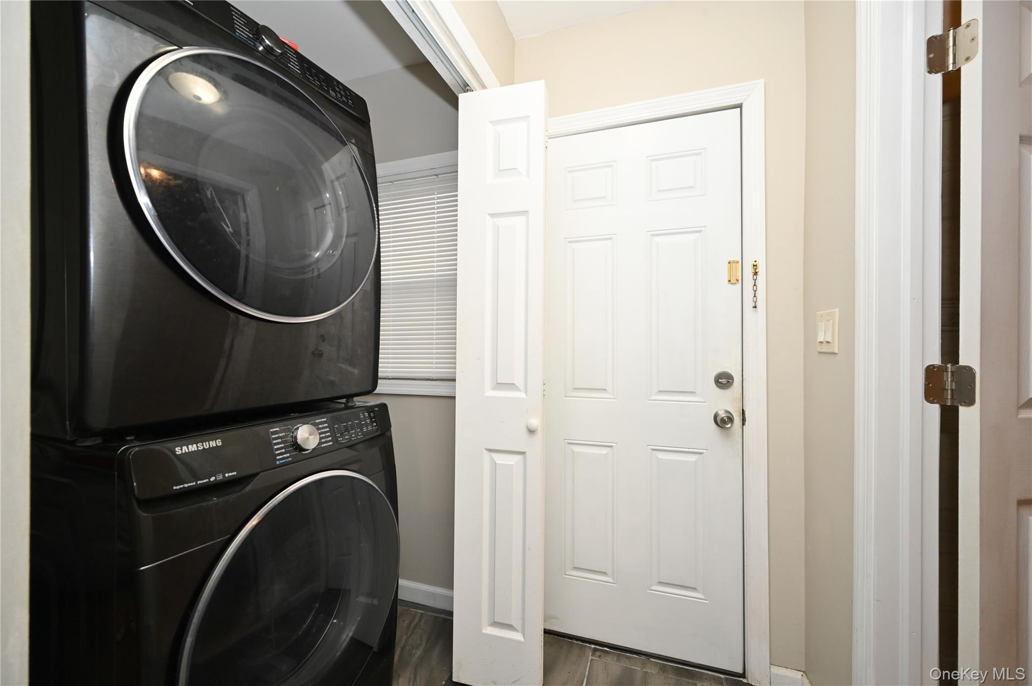 #9 photo, 10 Pinebrook Avenue, West Hempstead , NY 11552