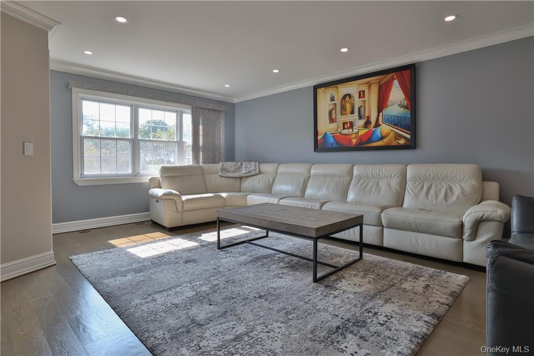 #5 photo, 29 Ridge Road, Dobbs Ferry , NY 10522