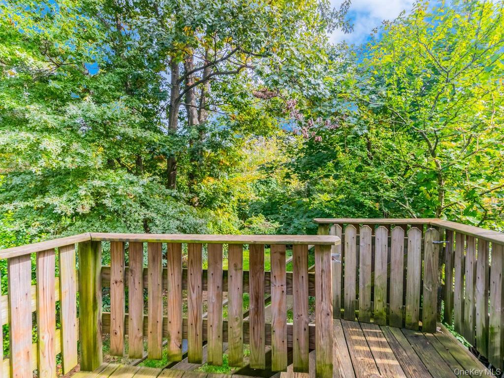 #12 photo, 204 Parkview Avenue, Bronxville , NY 10708