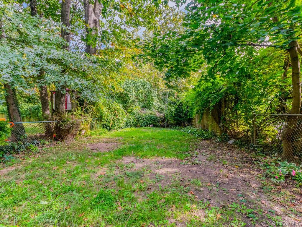 #3 photo, 204 Parkview Avenue, Bronxville , NY 10708