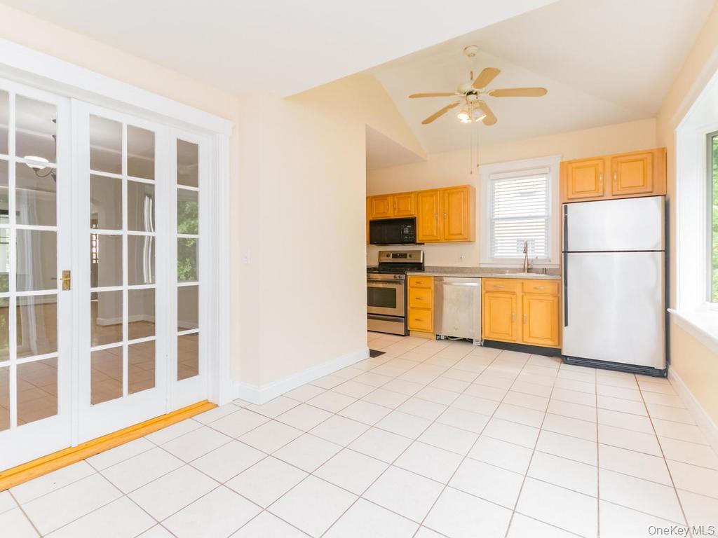 #5 photo, 204 Parkview Avenue, Bronxville , NY 10708