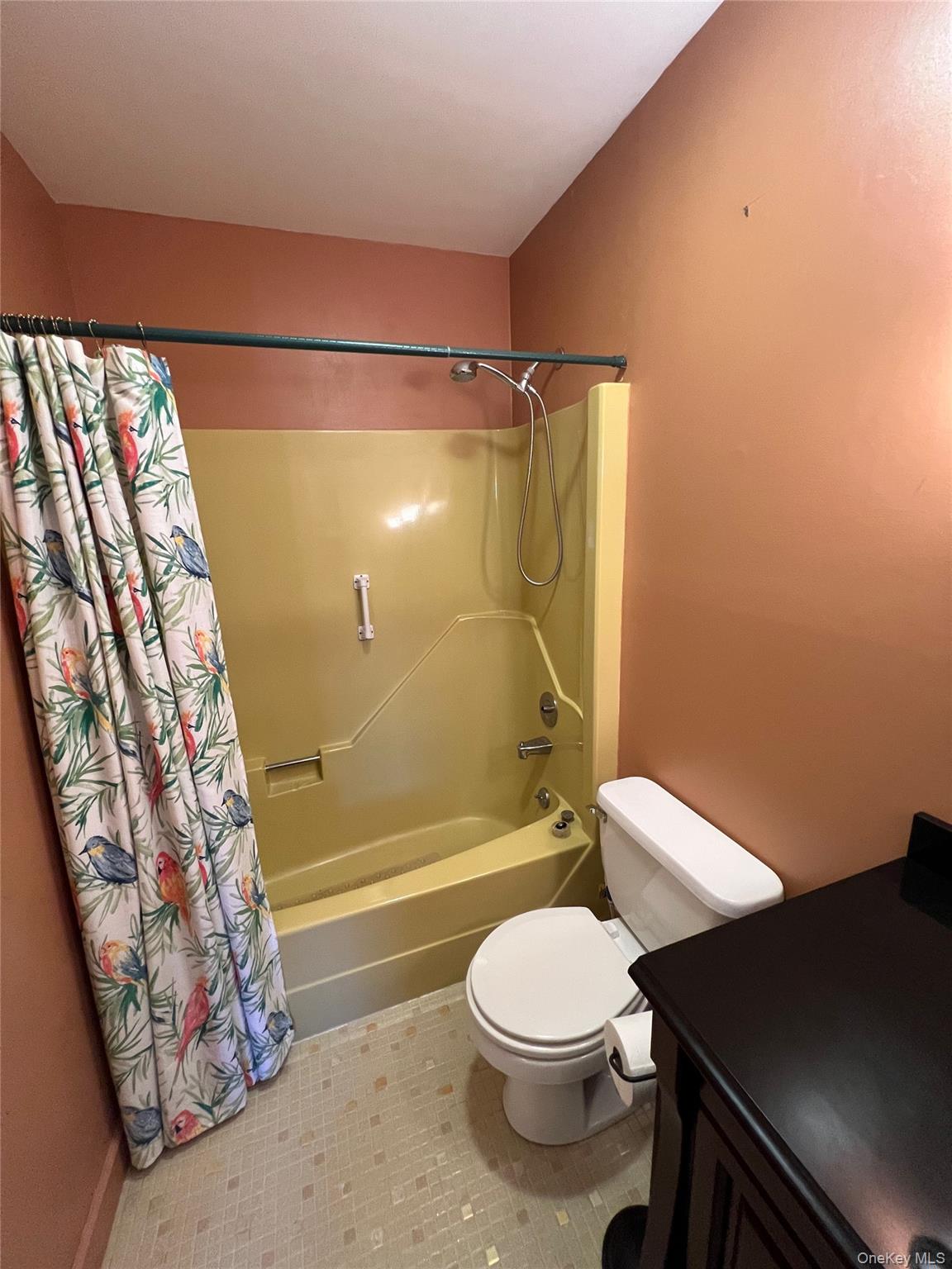 #16 photo, 10 Squires Gate, Poughkeepsie , NY 12603