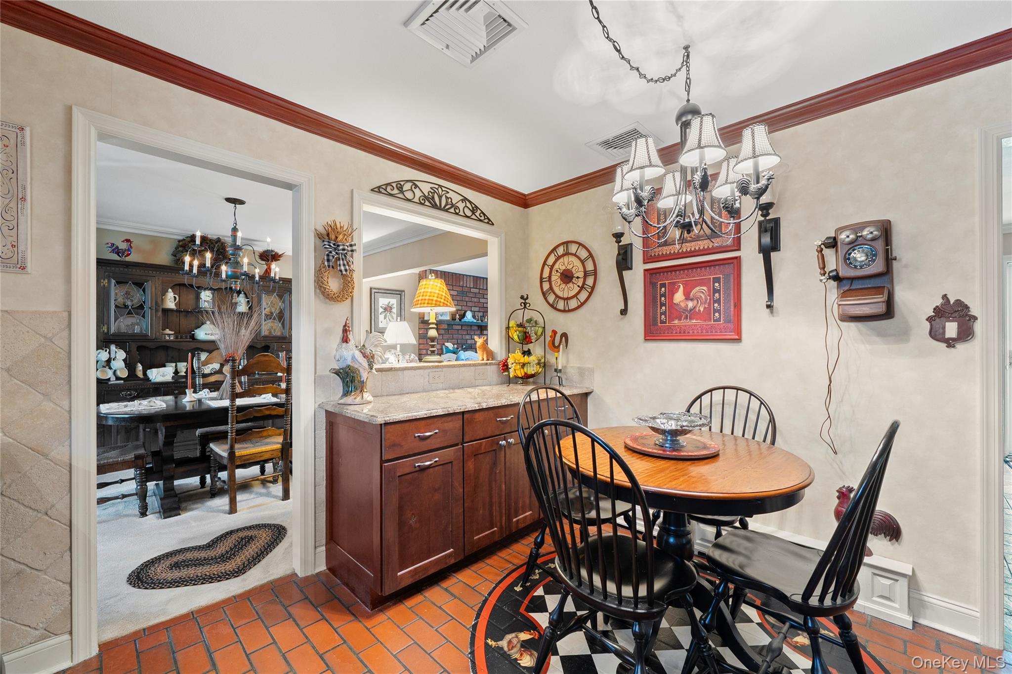 #12 photo, 14 Gerek Avenue, West Islip , NY 11795