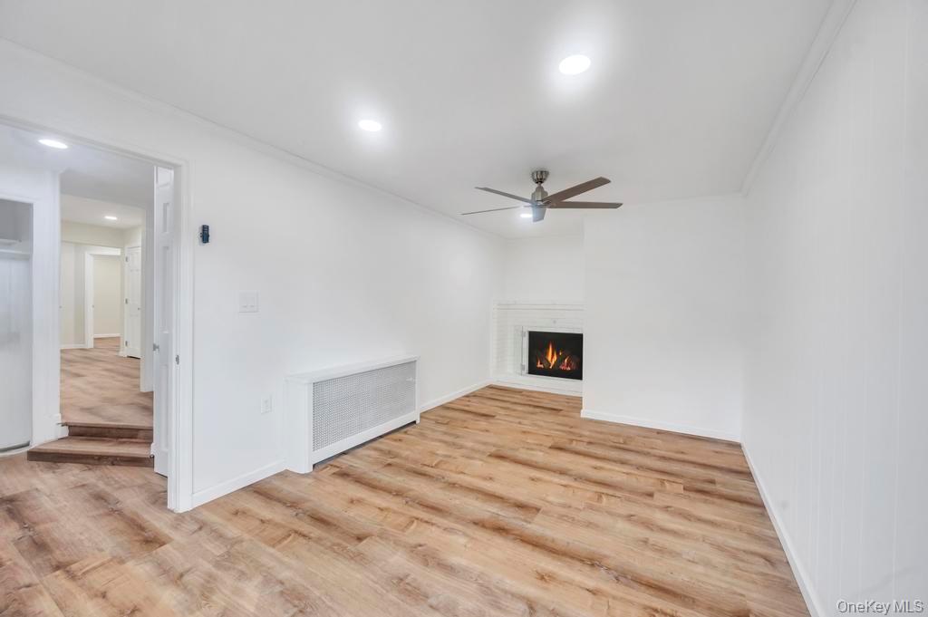 #19 photo, 815 Udall Road, West Islip , NY 11795