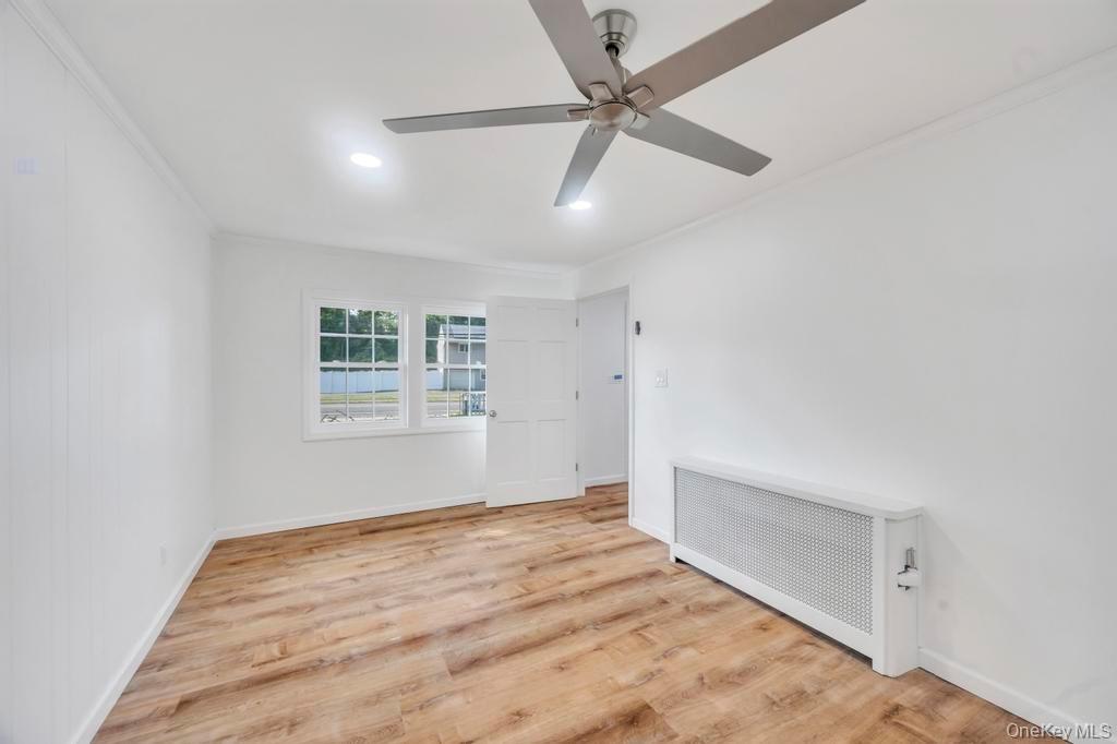 #20 photo, 815 Udall Road, West Islip , NY 11795