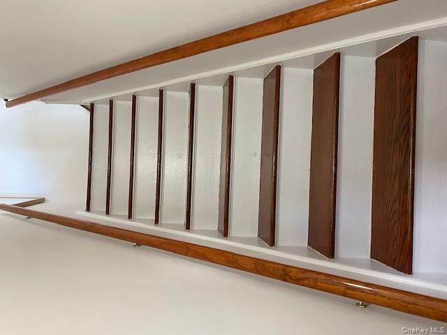 #3 photo, 74-12 260th Street, Glen Oaks , NY 11004