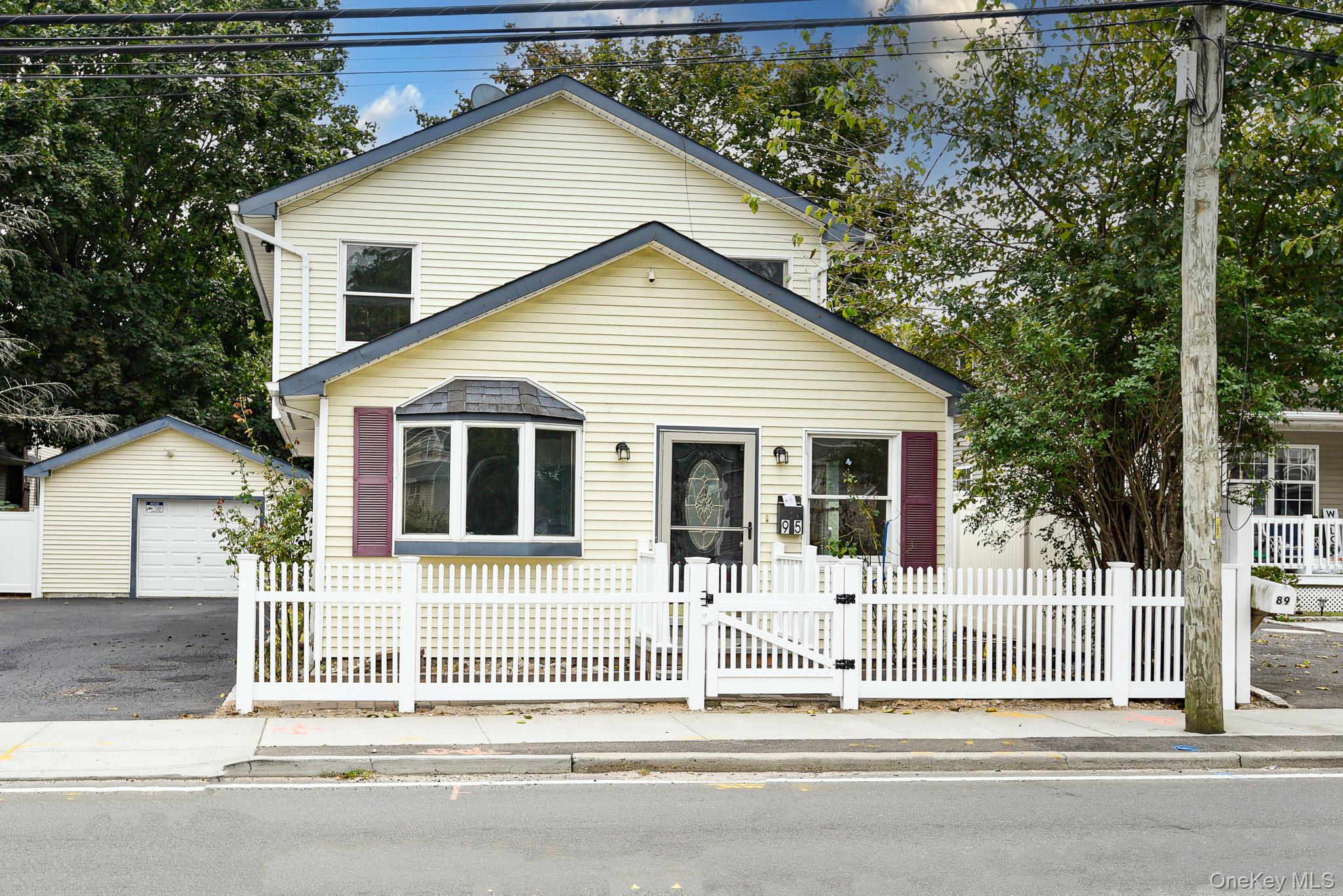 #1 photo, 95 E Pulaski Road, Huntington Station , NY 11746