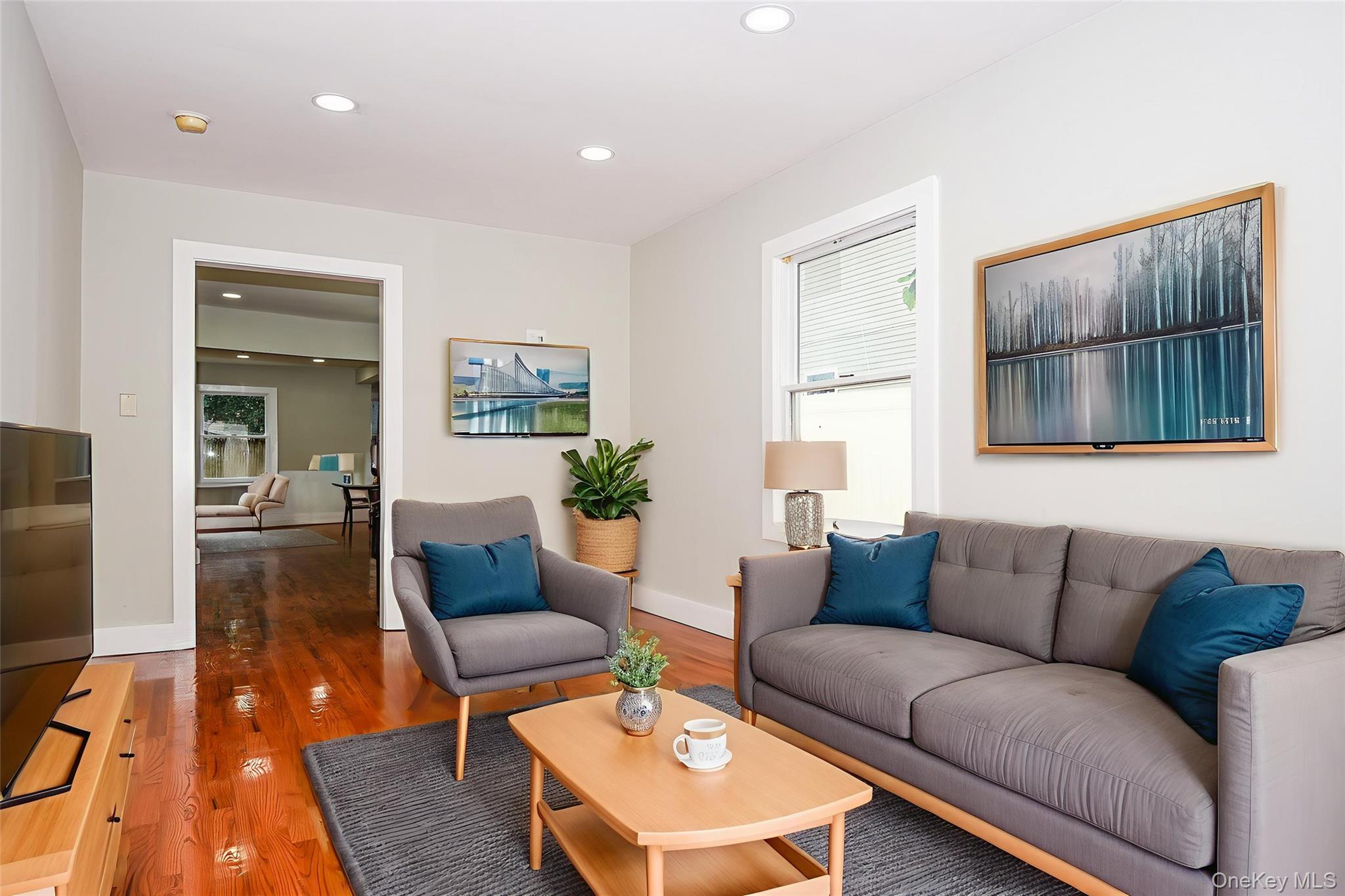 #10 photo, 95 E Pulaski Road, Huntington Station , NY 11746