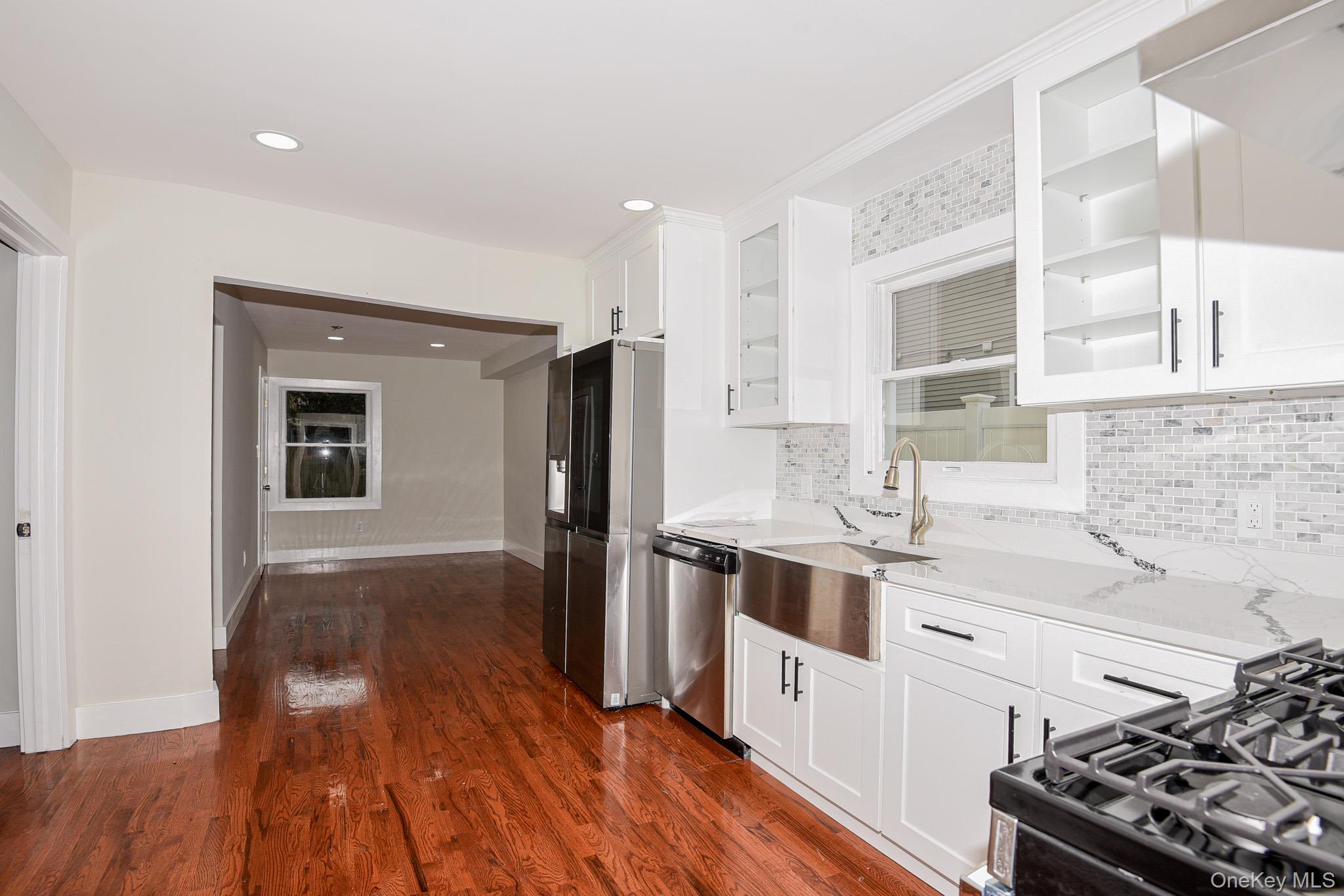 #5 photo, 95 E Pulaski Road, Huntington Station , NY 11746