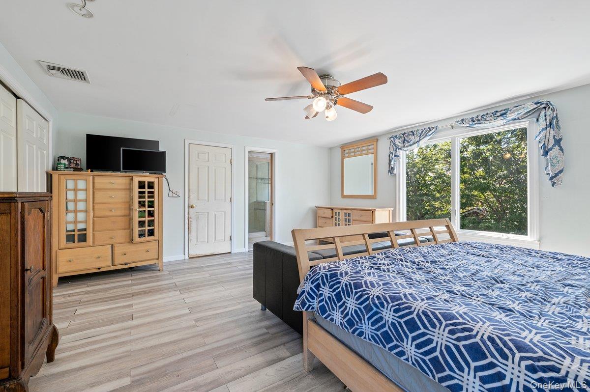 #16 photo, 34 21st Street, Jericho , NY 11753