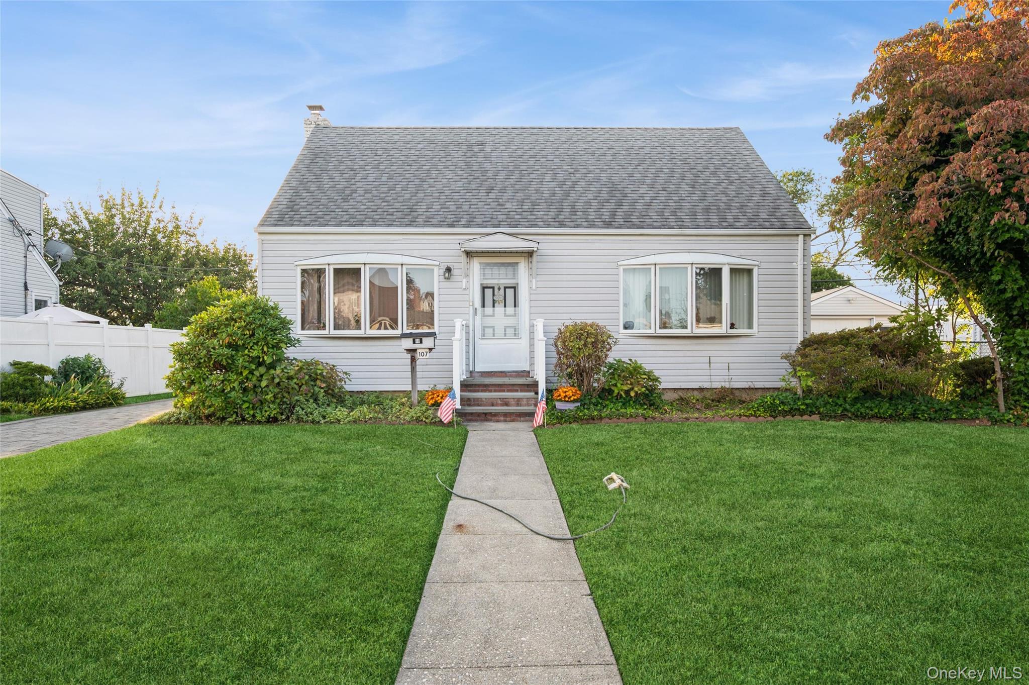 #2 photo, 107 Cardinal Road, Levittown , NY 11756