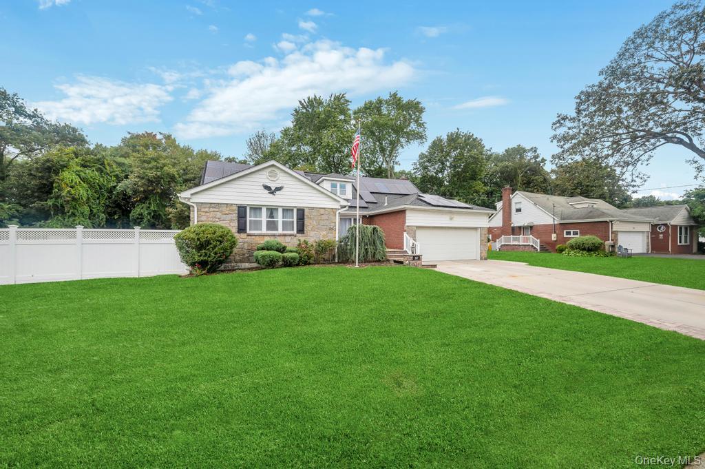 #1 photo, 267 N Poplar Street, Massapequa , NY 11758