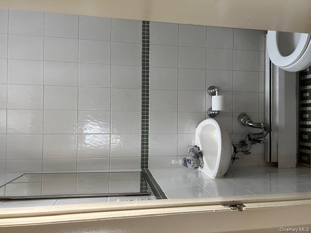 #8 photo, 2940 Francis Lewis Boulevard, Flushing , NY 11358