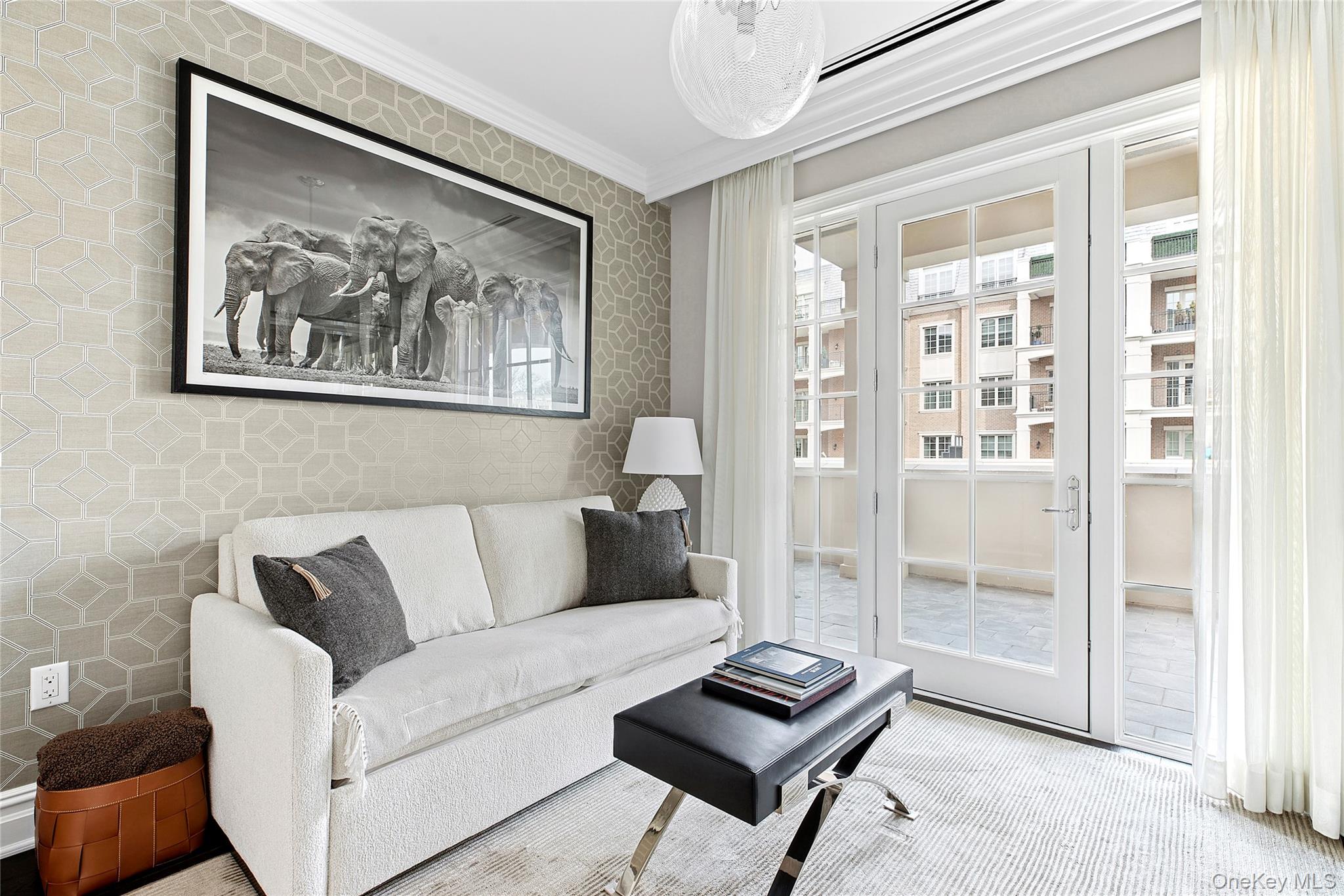 #7 photo, 6000 Royal Court, ナッソー郡 North Hills , NY 11040