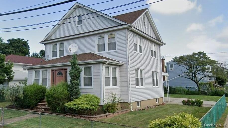 #1 photo, 727 Beck Street, ナッソー郡 Uniondale , NY 11553