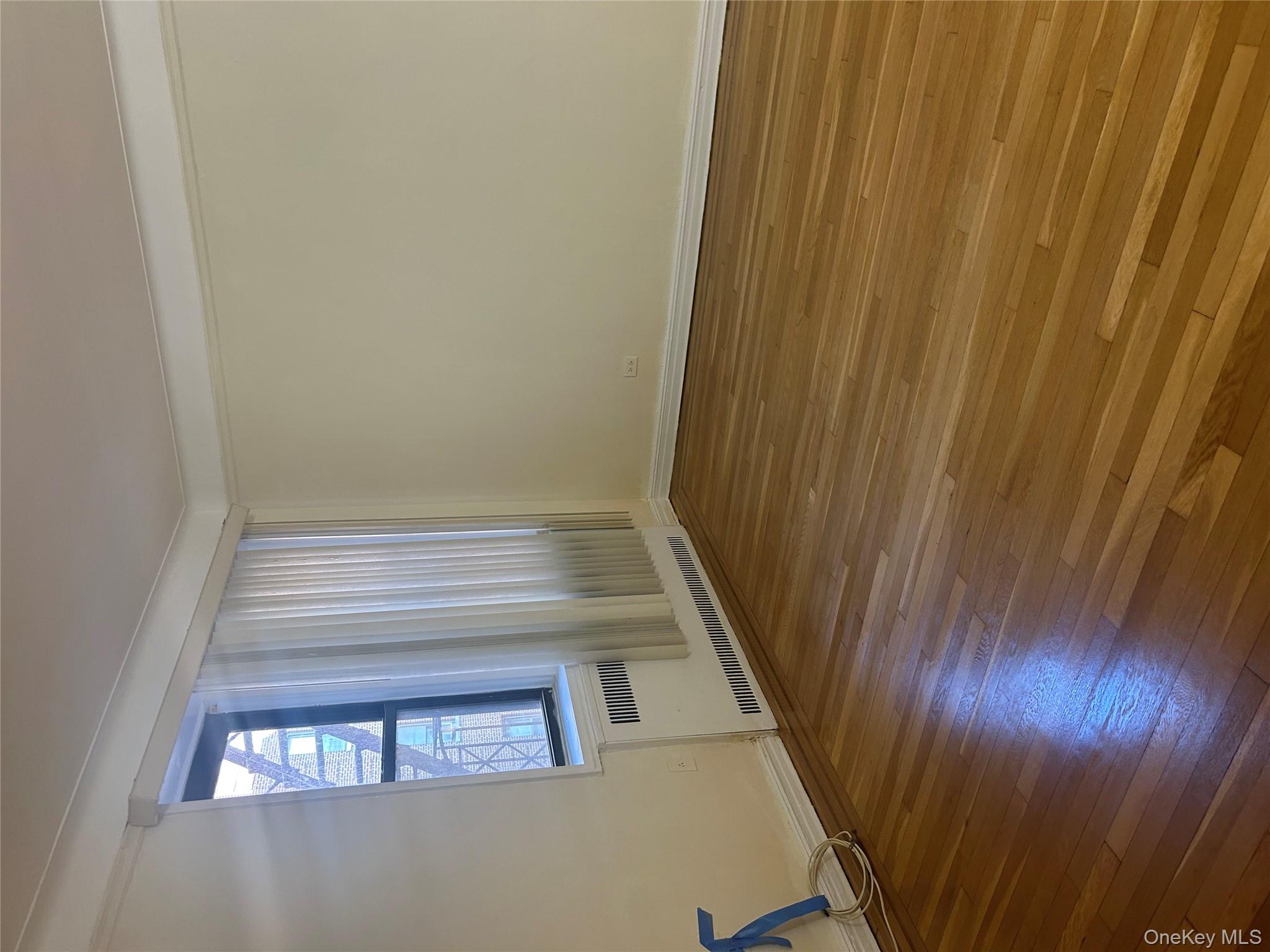 #3 photo, 15501 90th ave, Jamaica , NY 11432