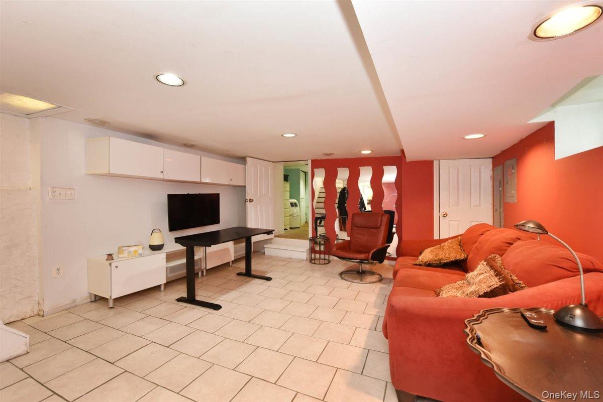 #14 photo, 175-05 145th Drive, Springfield Gardens , NY 11434