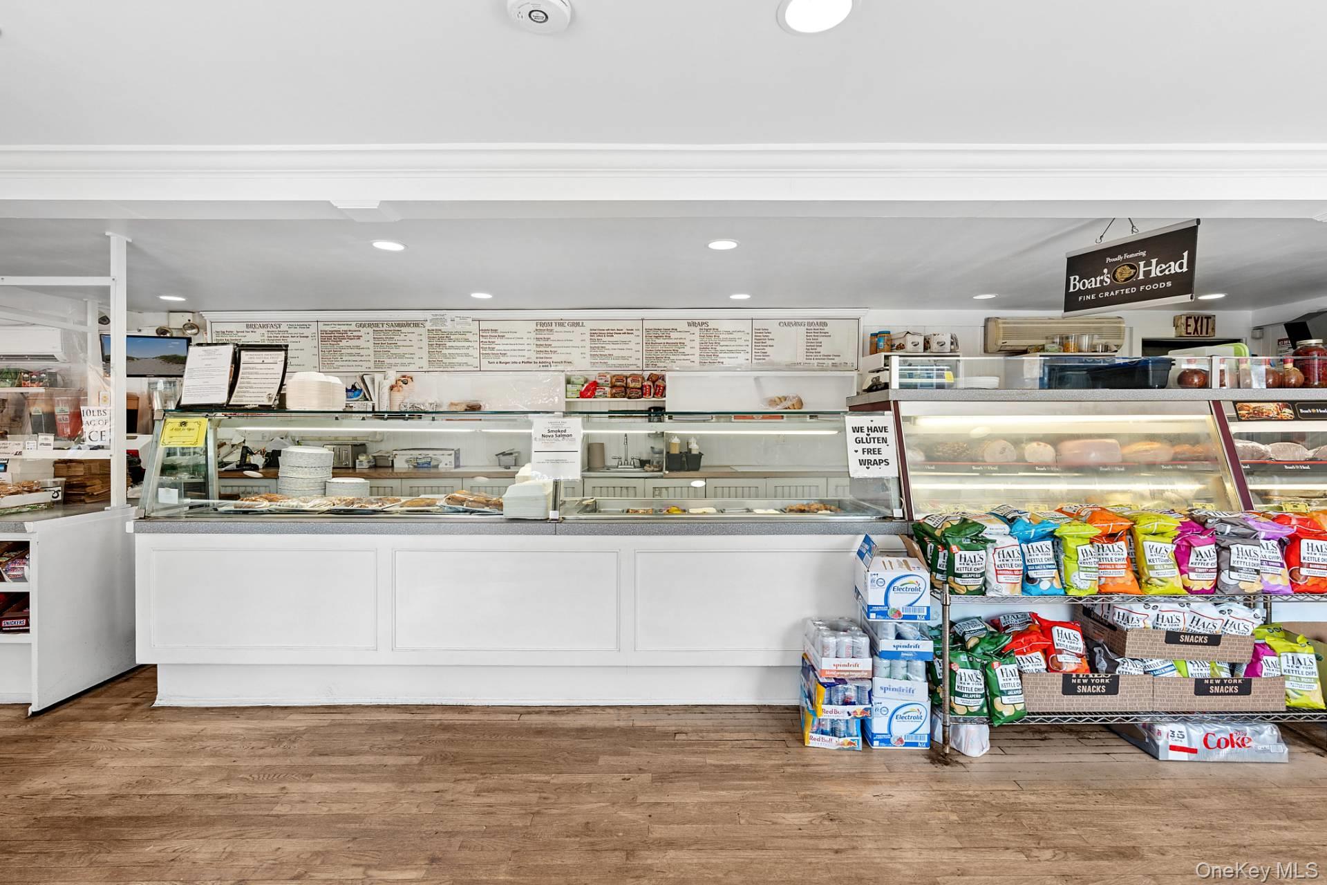 #11 photo, 55700 Route 25, サフォーク郡 Southold , NY 11971