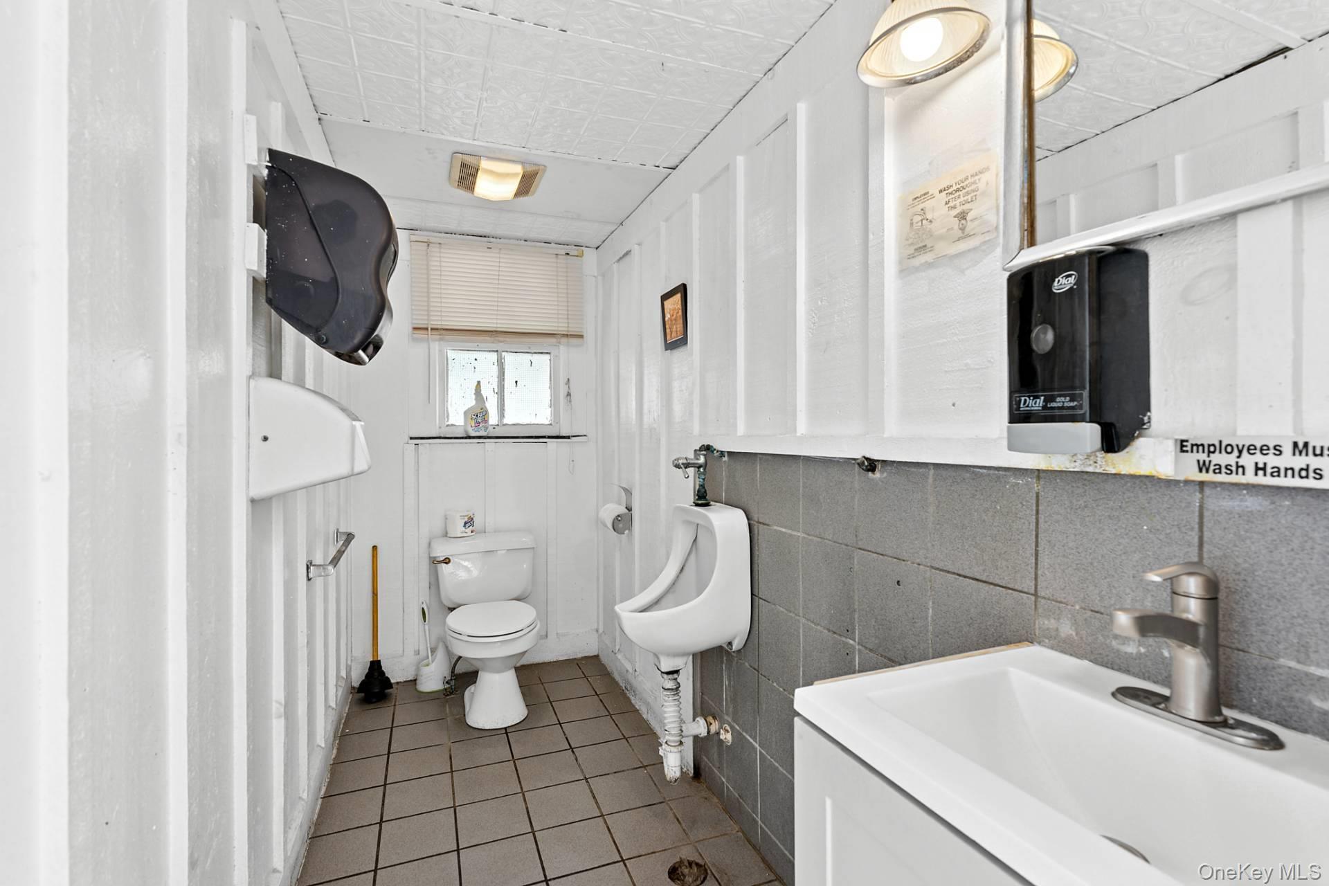 #14 photo, 55700 Route 25, サフォーク郡 Southold , NY 11971