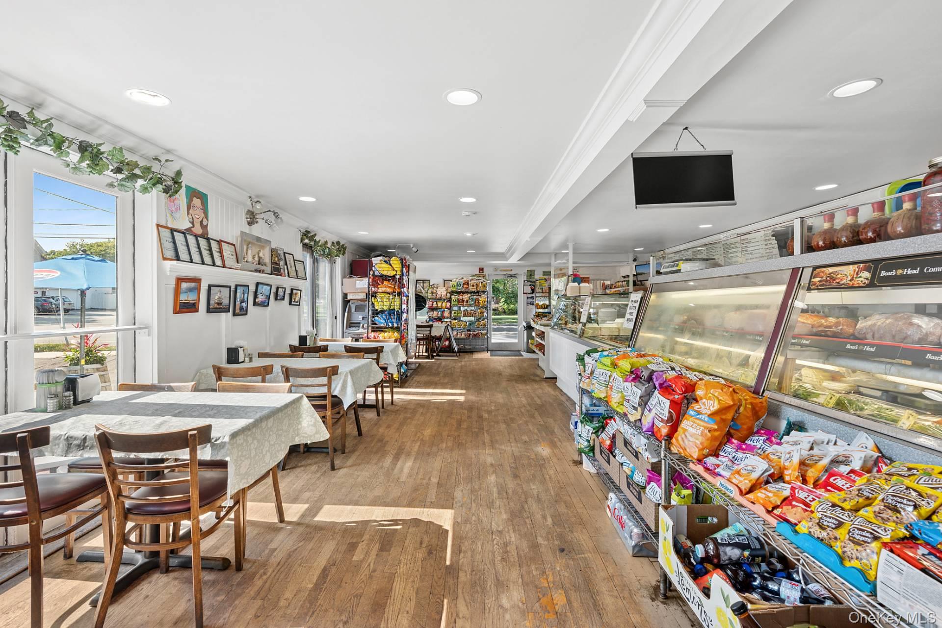 #6 photo, 55700 Route 25, サフォーク郡 Southold , NY 11971