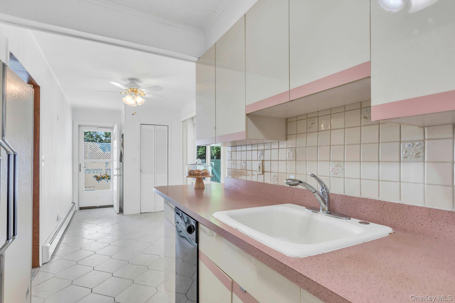 #12 photo, 72 Nehring Avenue, Babylon , NY 11702