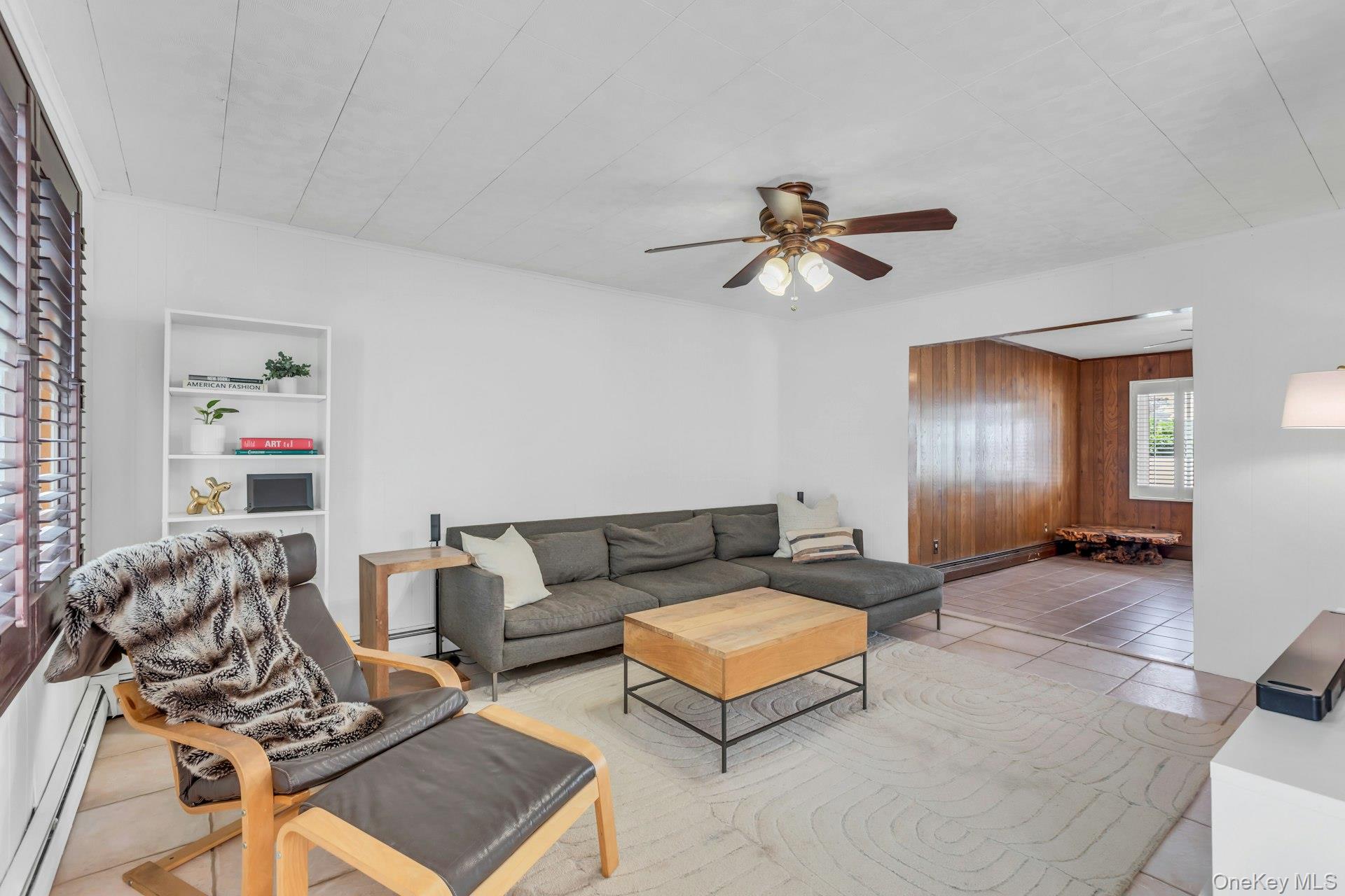 #6 photo, 72 Nehring Avenue, Babylon , NY 11702