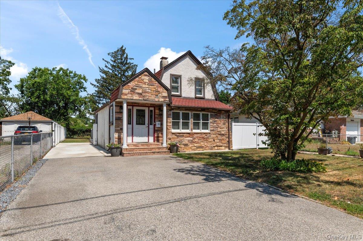 #1 photo, 33 Prospect Avenue, Lynbrook , NY 11563