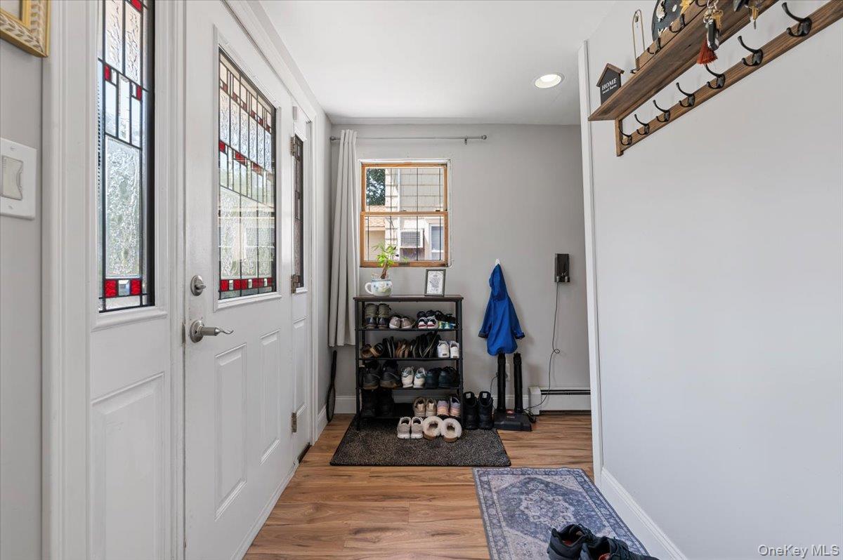 #3 photo, 33 Prospect Avenue, Lynbrook , NY 11563