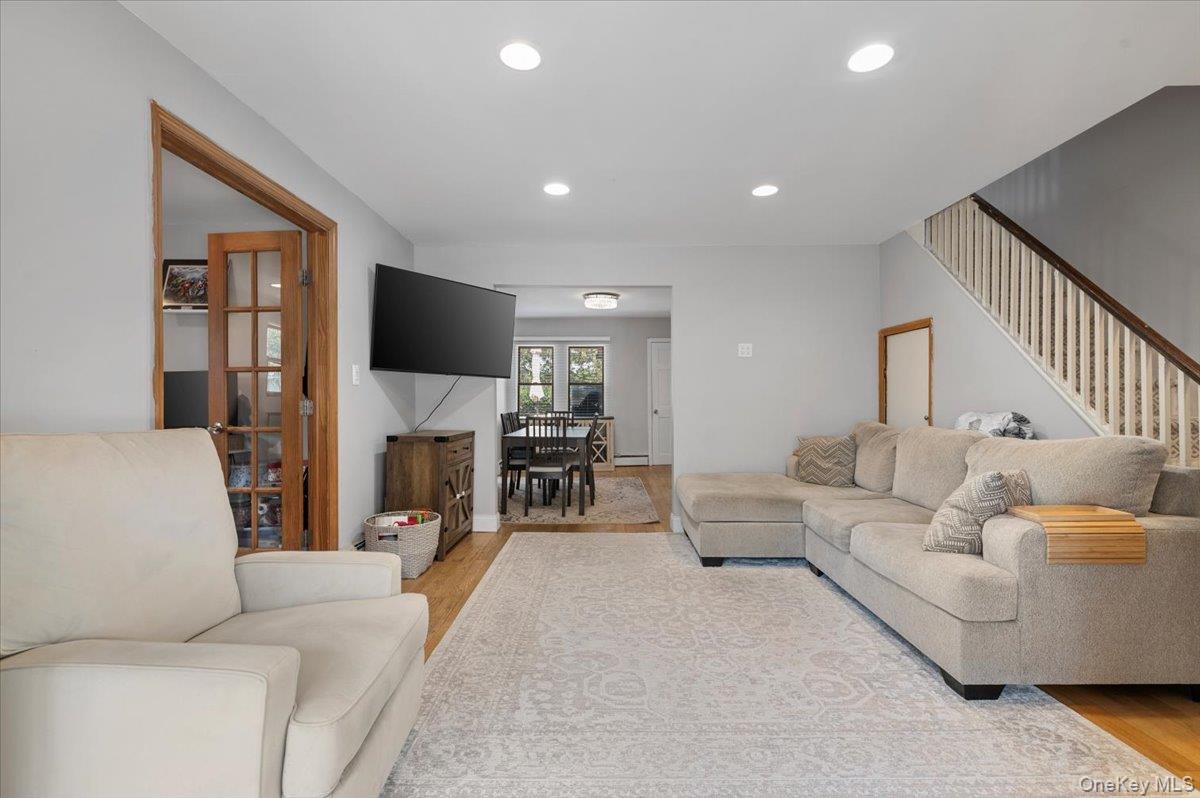 #6 photo, 33 Prospect Avenue, Lynbrook , NY 11563