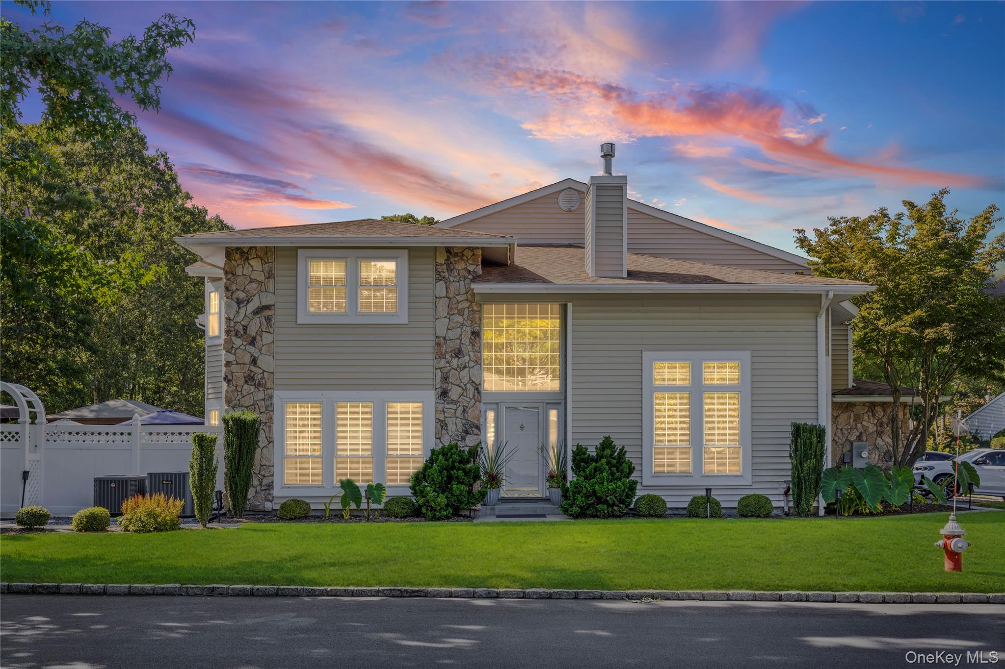 #1 photo, 171 Colony Drive, सफ़ोक काउंटी Holbrook , NY 11741