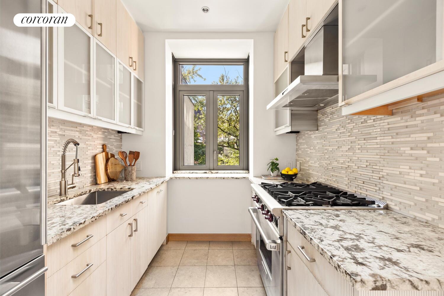 #6 photo, 132 E 30TH Street, Kips Bay , NY 10016