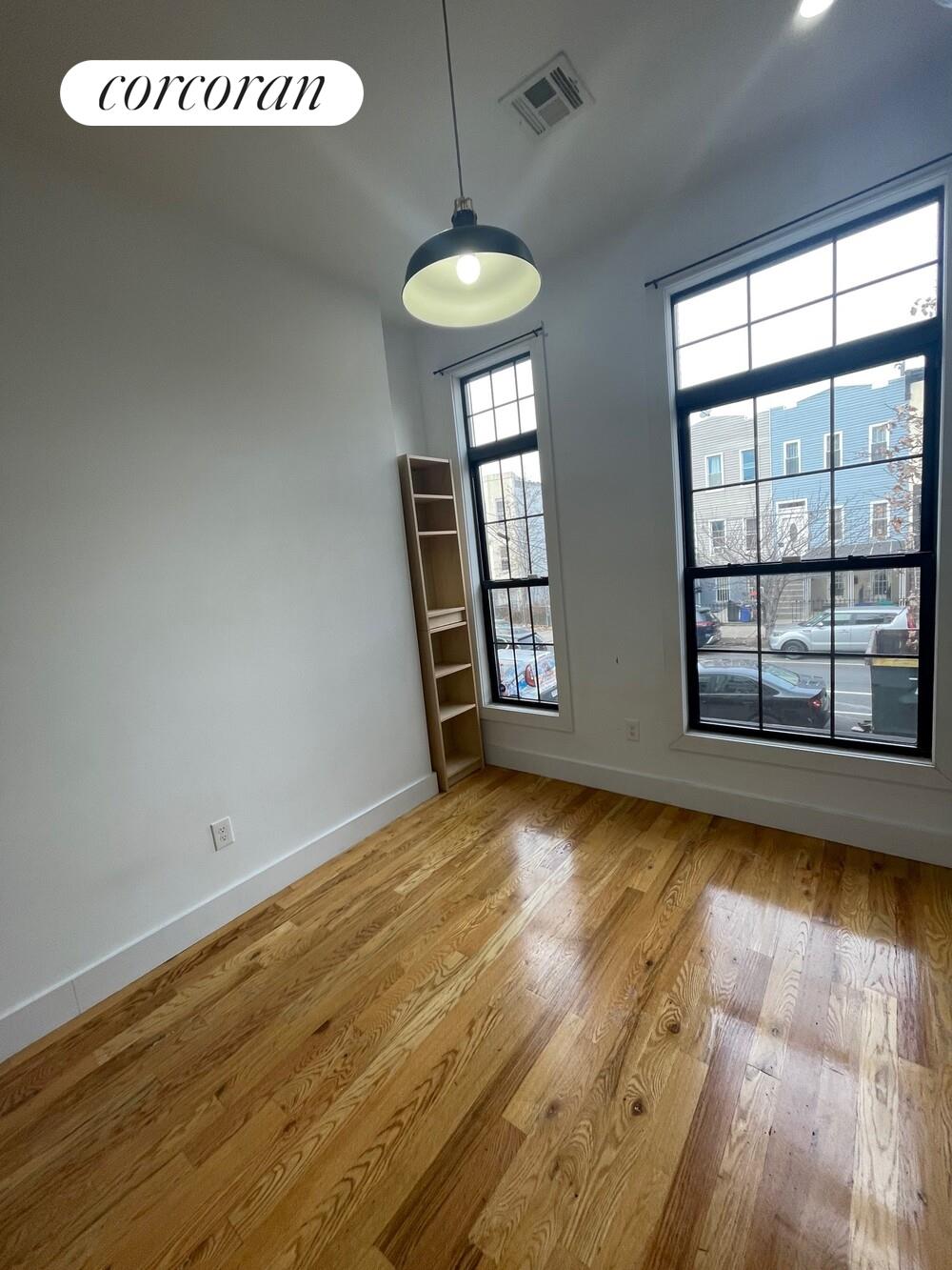 #3 photo, Brooklyn, Crown Heights , NY 11233