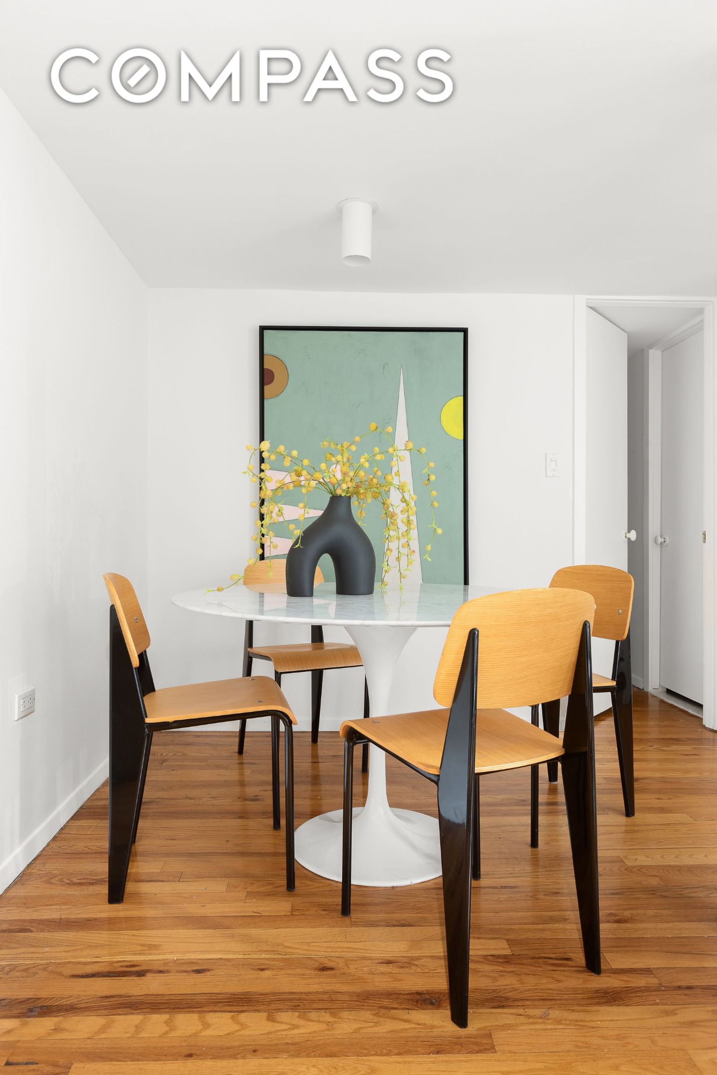 #4 photo, 250 Mercer Street, Greenwich Village , NY 10012