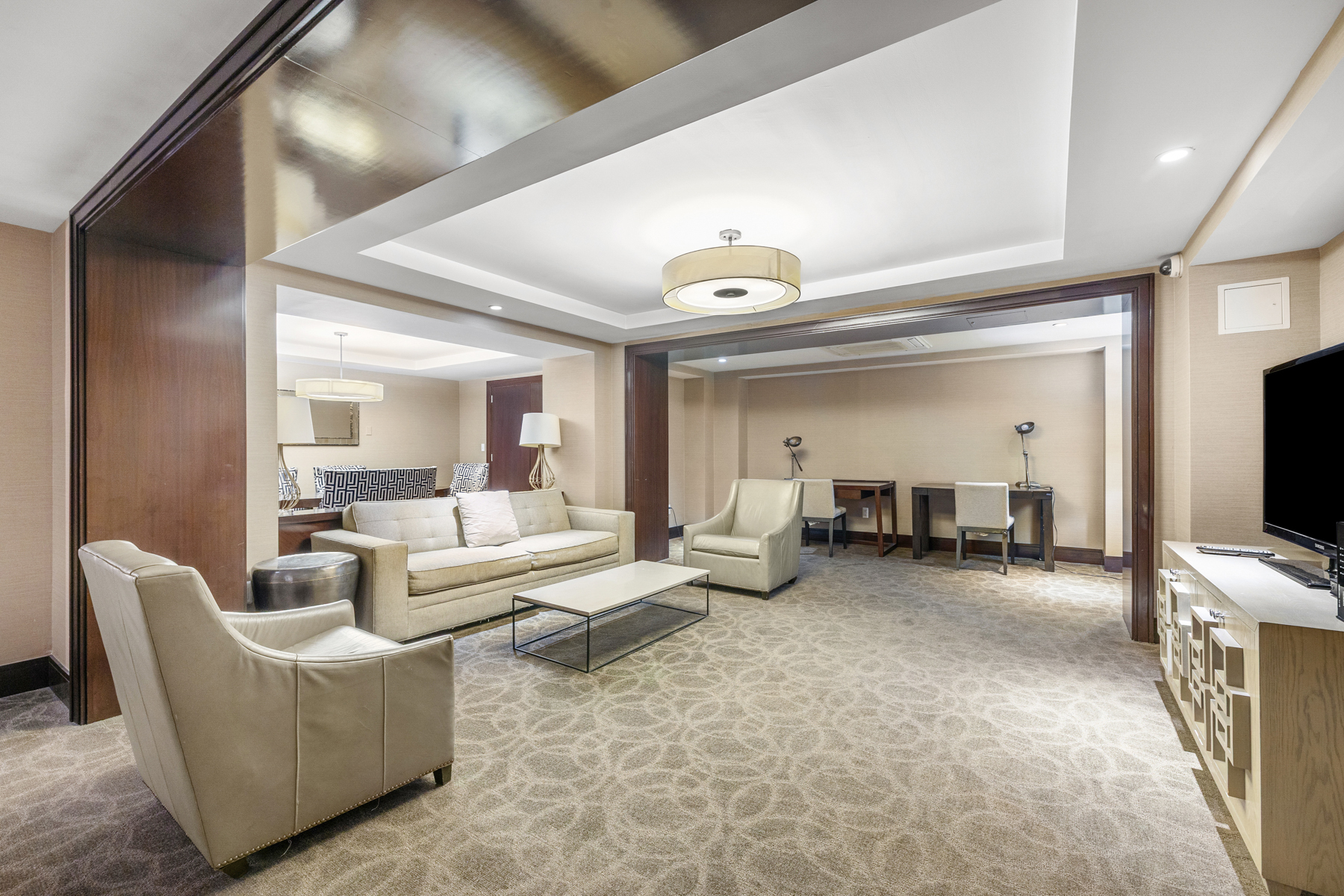 #8 photo, 215 E 80th Street, Yorkville , NY 10075