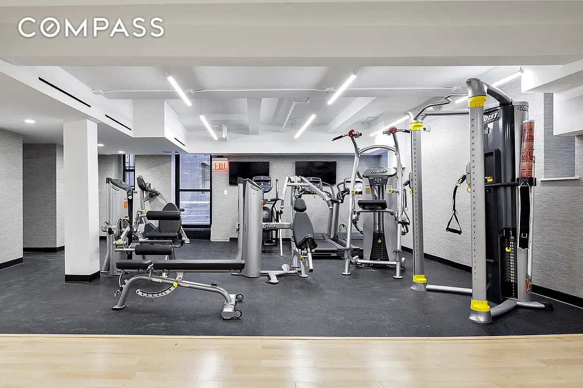 #8 photo, New York City, Chelsea , NY 10001