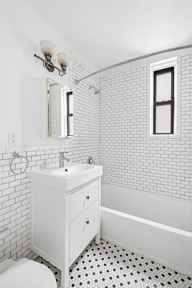 #4 photo, 657 E 26TH Street, ブルックリン区 Flatbush , NY 11210