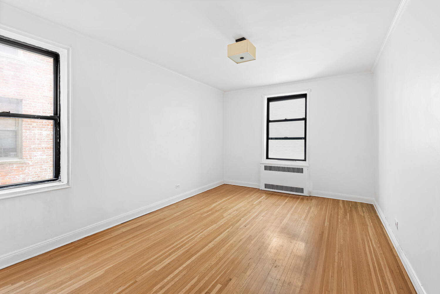 #6 photo, 657 E 26TH Street, ブルックリン区 Flatbush , NY 11210