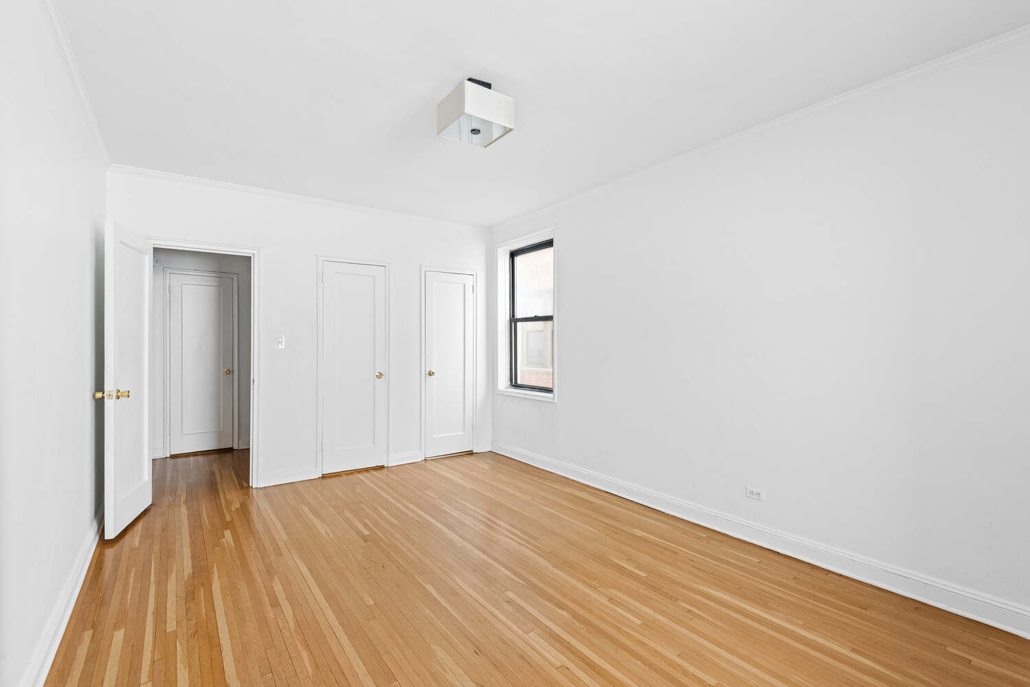 #7 photo, 657 E 26TH Street, ブルックリン区 Flatbush , NY 11210